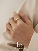 Load image into Gallery viewer, 18K Gold Filled band ring, Vintage matte gold minimalist ban