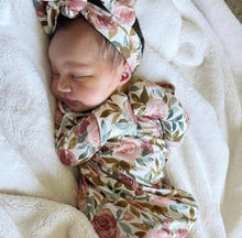 Load image into Gallery viewer, Knotted Baby Gown - Dusty Pink Floral