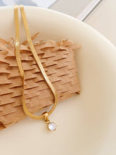 Load image into Gallery viewer, 18k gold snake herringbone necklace with cz stone