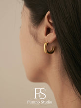 Load image into Gallery viewer, 18K Gold Plated Square Open hoop earring