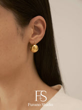 Load image into Gallery viewer, 18k gold round circle dangle earring
