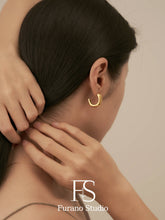 Load image into Gallery viewer, 18K Gold Plated Square Open hoop earring
