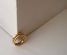 Load image into Gallery viewer, 18K Gold Double Twisted Ring, 18K Gold Braided Ring
