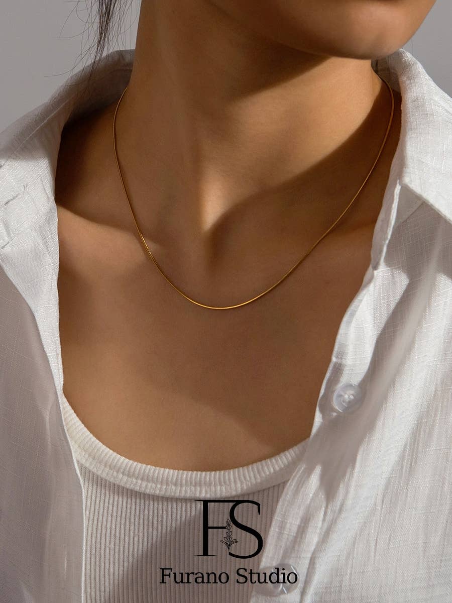 1mm Gold Thin Herringbone Necklace