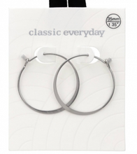 Load image into Gallery viewer, Wire Brass Hoop Earring Set
