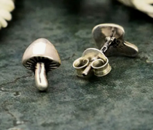 Load image into Gallery viewer, Mushroom Post Earrings 8x6mm
